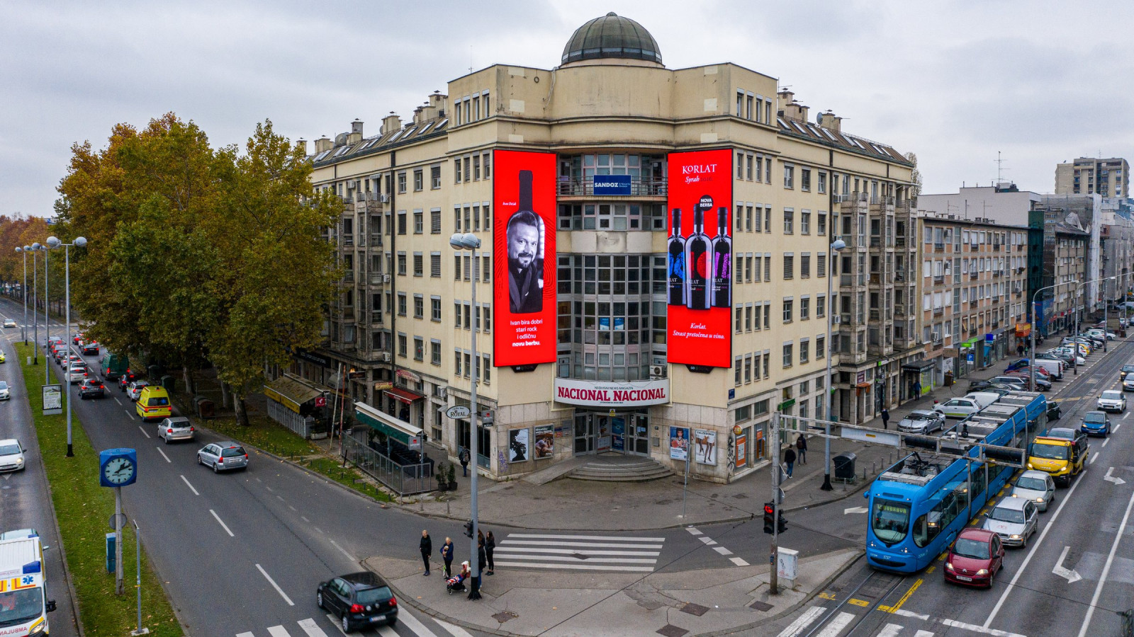 Nova reklamna površina  Maksimirska twins